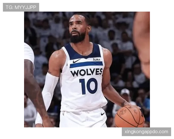 康利挡拆组织为爱德华兹制造空位提升终结效率