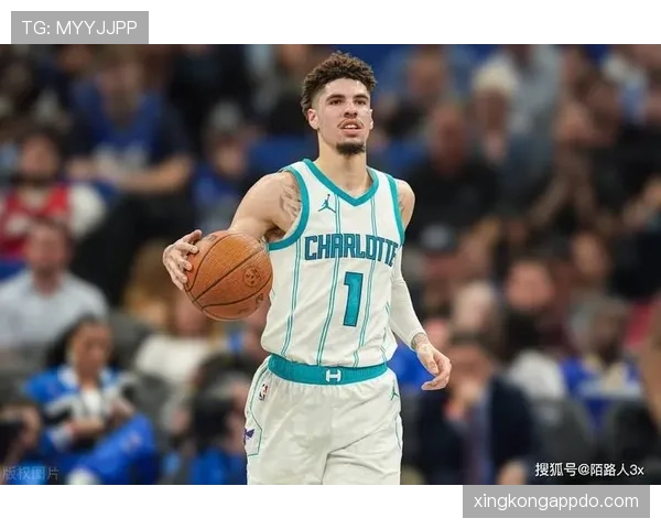 拉梅洛·鲍尔突破飙升关键时刻助兰多克队拉开比分差距